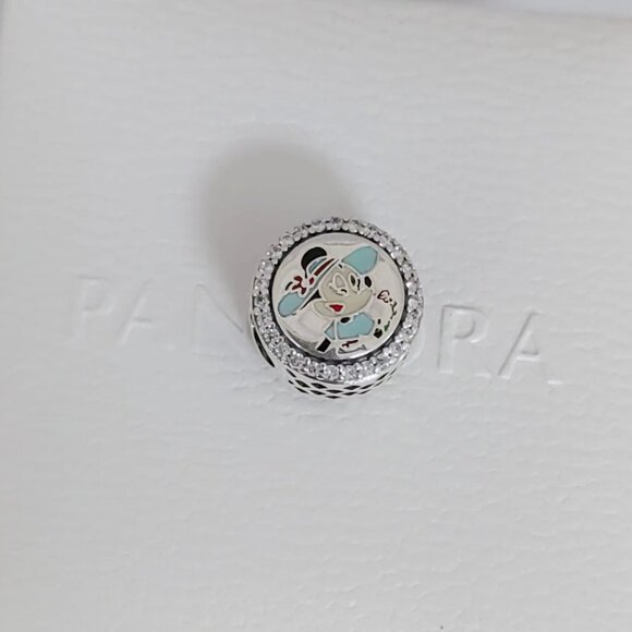 Pandora Disney Riviera Resort Button Charm Bracelet Pendant S925 Silver with box - Picture 2 of 6